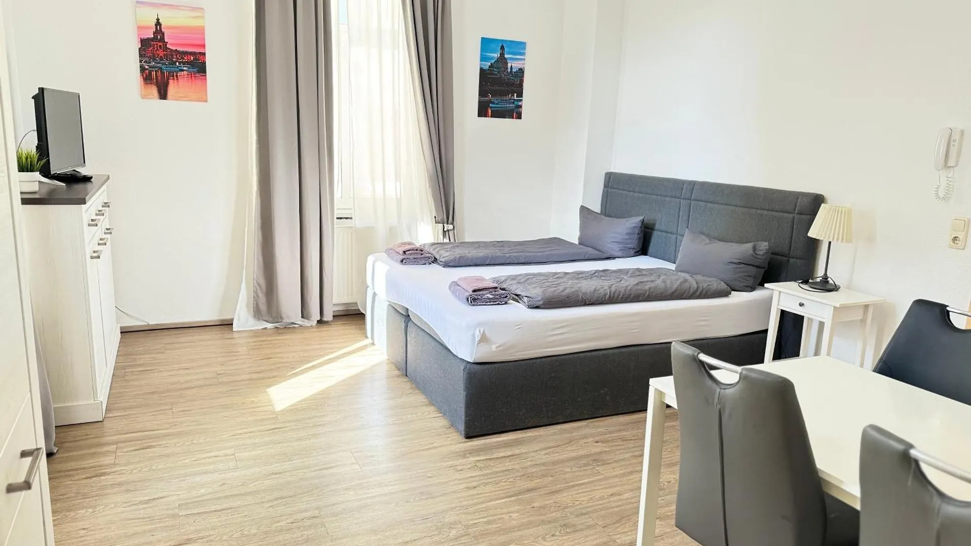 Pension Dresdener Berge 0*, Dresden Germany